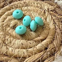 perle en silicone plate 12 mm couleur vert océan