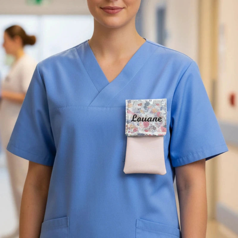 Pochette Infirmière Aimantée Liberty Bleu Rose Pâle