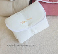 tapis à langer pour bébé, change bébé en blanc
