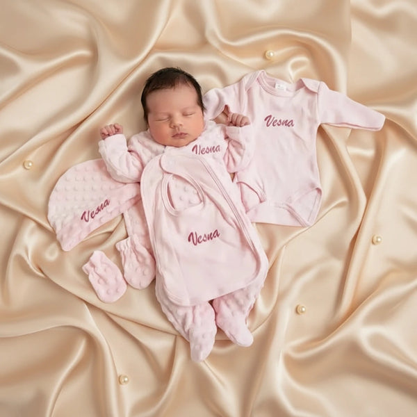 ensemble pour bébé naissance pyrjamas personnalisé body bavoir bonnet 