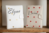 protège carnet de santé personnalisé en gaze de coton petit coeur 