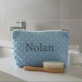 Trousse de Toilette Bébé en Minky Personnalisée – Bleu Clair Céleste