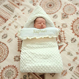 Nid d'Ange Bébé Personnalisé en Minky Crème – Naissance à 6 mois