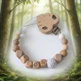 attache tétine en bois et silicone personnalisée