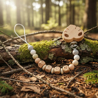 attache tétine en bois et silicone clips feuille bois 