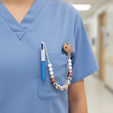 attache stylo tétine pour grand personnalisé pour infirmière 
