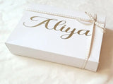 Coffret cadeau naissance bébé personnalisé gaz de coton fille rose pâle