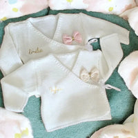 brassière pour bébé en laine blanche personnalisée