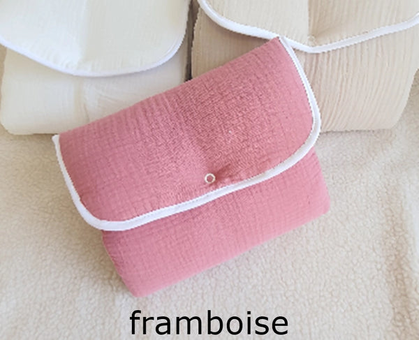 Tapis à langer nomade bébé Personnalisé Imperméable framboise