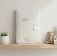 protège carnet de santé en gaz de coton de couleur blanc 