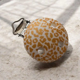 clips pour attache tétine thème léopart