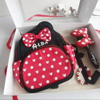 Coffret cadeau enfant 3 ans Minnie personnalisé comprenant un sac à dos, une boîte, une brosse et un bracelet. 🎁