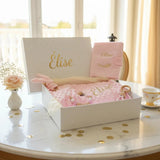 coffret cadeaux naissance rose pour fille personnalisé avec boite cadeau personnalisé au prénom de bébé 
