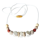 collier d'allaitement présenter entièrement avec fermoir or