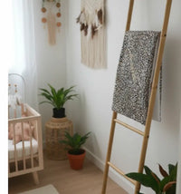 Couverture Bébé Léopard Personnalisée | Plaid Polaire Doux - La Perle Rêvée- idéal cadeau naissance 