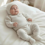 ensemble bébé naissance sablé personnalisé 4 pièces porter par un bébé