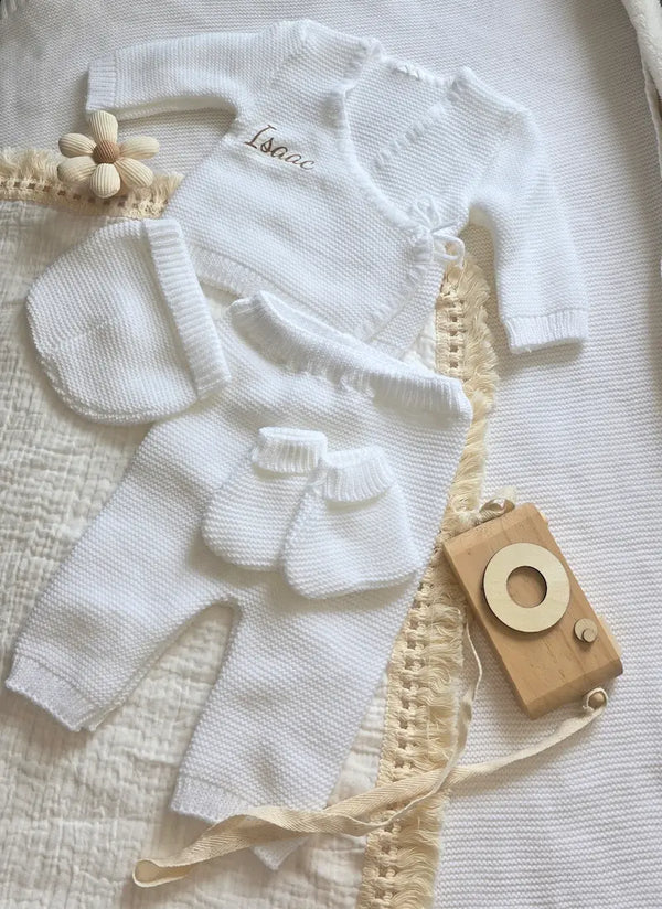 ensemble blanc en laine pour bébé personnalisé