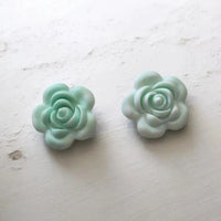 perle en silicone de forme fleur menthe marbré