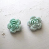 perle en silicone de forme fleur menthe marbré