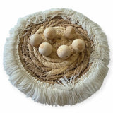 perle en bois ronde et son coeur gravé