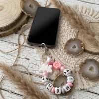 perle porte cle bijoux telephone personnalisé papillon blanc et marguerite rose 