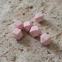 perle hexgonal silicone 17mm de couleur rose pale