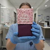 pochette aimantée aide soignant personnalisé couleur bordeaux