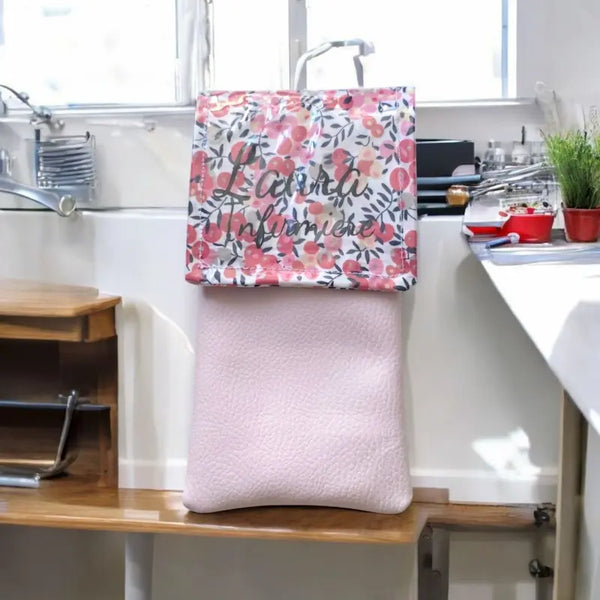 pochette pour infirmière aimantée personnalisée pour médical soignant motif liberty rose