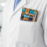 pochette infirmière en wax modèle porter sur blouse 