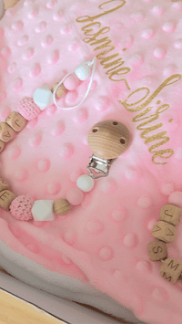 vidéo coffret cadeau naissance fille personnalisable